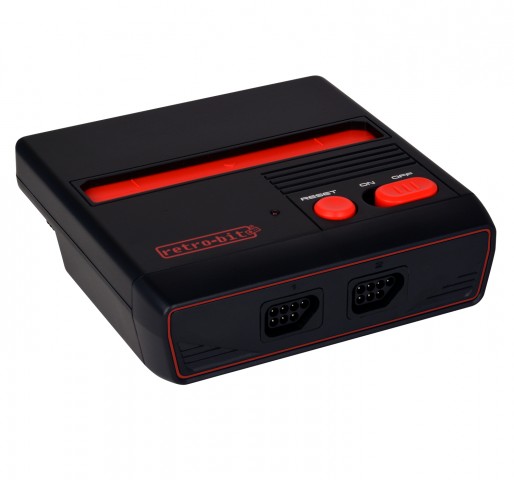 Spiele-Cartridges werden von oben in die RES Plus gesteckt. (Bild: Retrobit)